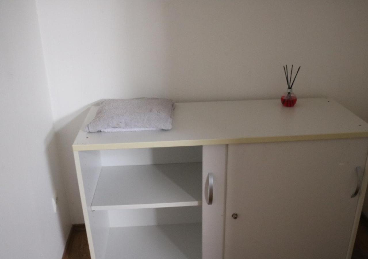 Le Wolf - 1 Chambre Privee Dans Un Appartement - 5Mn Tram Du Centre Ville - 15Mn Tram Gare Tgv Mulhouse - Wifi - Parking Exterior foto